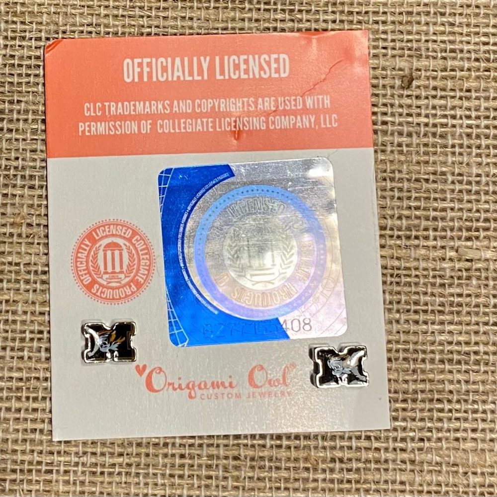 New Origami Owl Bundle of 2 officially licensed Mizzou charms